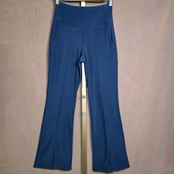 Move Theory Flare Leggings w/ Pockets Blue S - Picture 1 of 9
